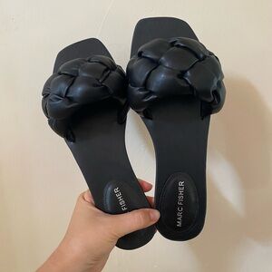 Marc Fisher Bolier Sandal Size 8 Black Slip On Quilted Padded